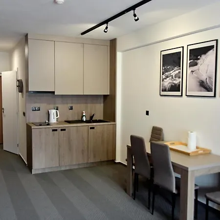 Lucka 40m2 In Out Garage Parking Apartmán Liptovsky Mikulas